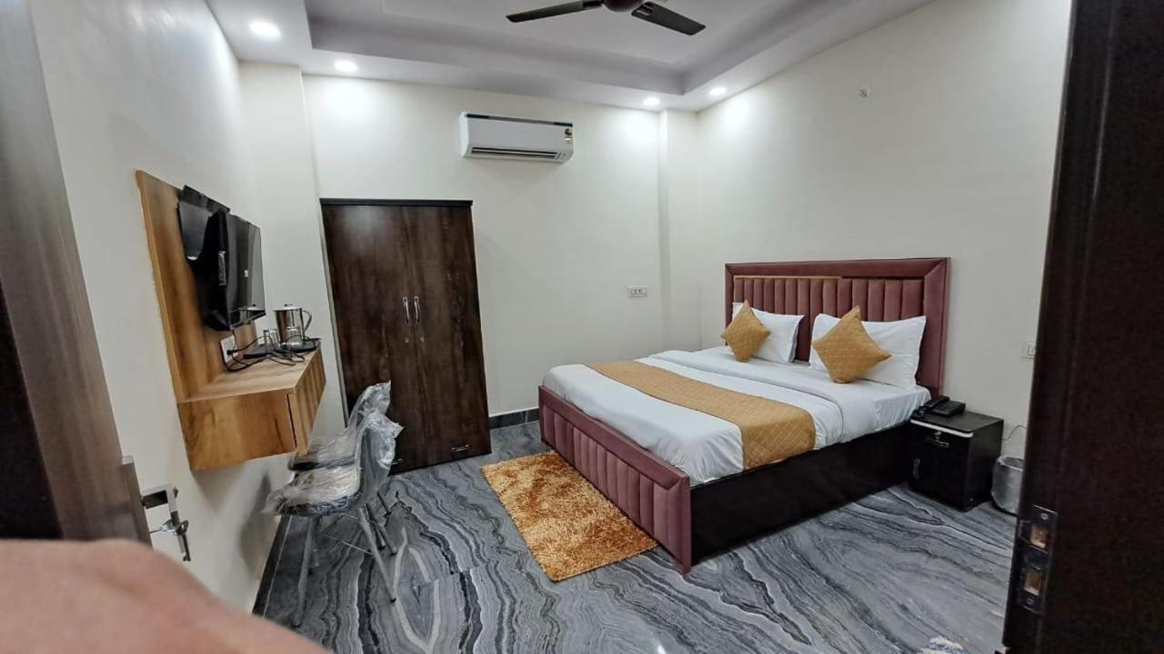 Hotel O City Deluxe Delhi  Exterior photo